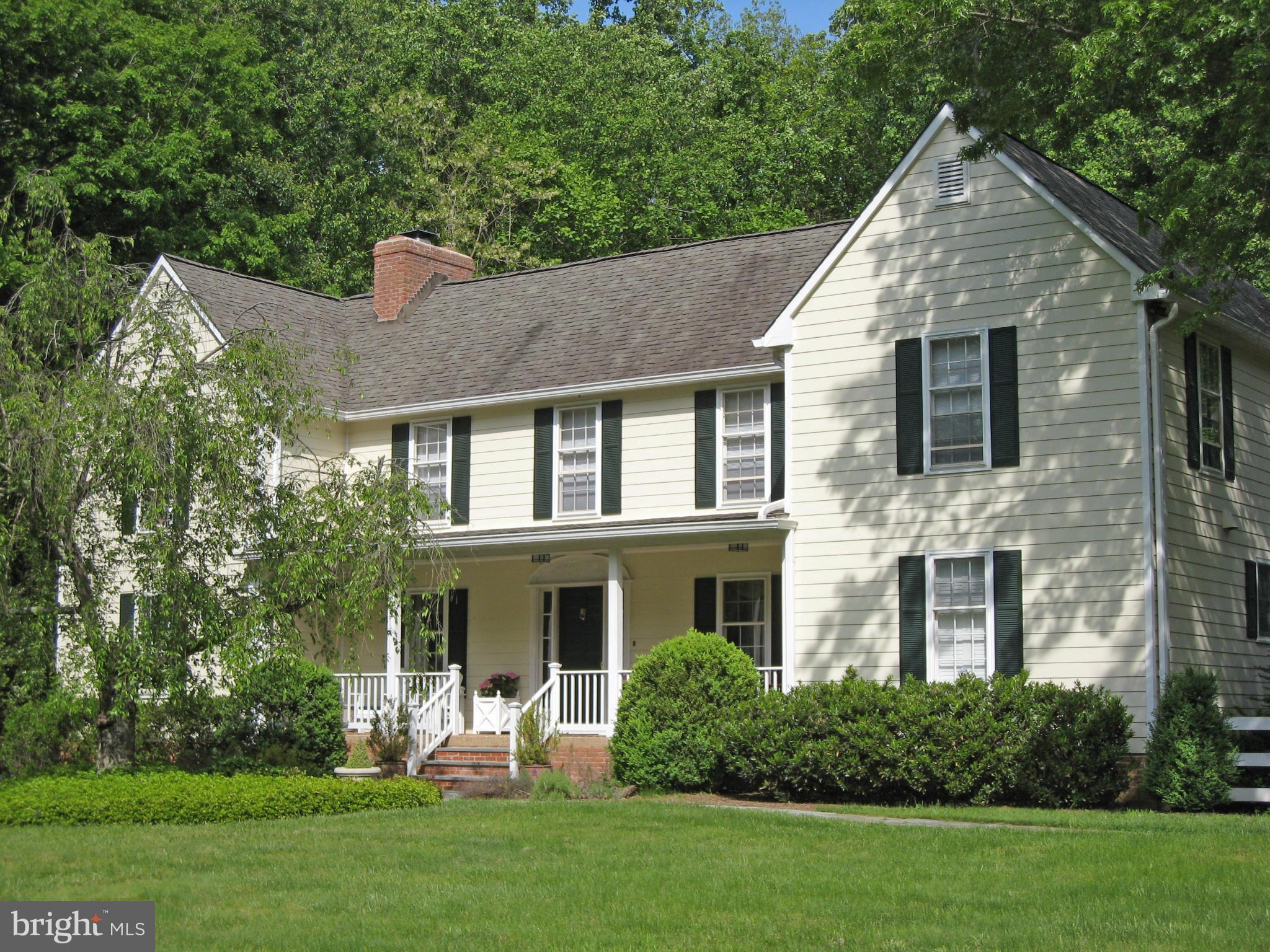 435 Utterback Store Road Great Falls, VA 22066 - Photo 1 of 30 Exterior (Front)