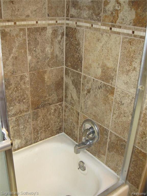 26305 West Seven Mile Road, Unit 105 Redford, MI 48240 - Photo 17 of 22