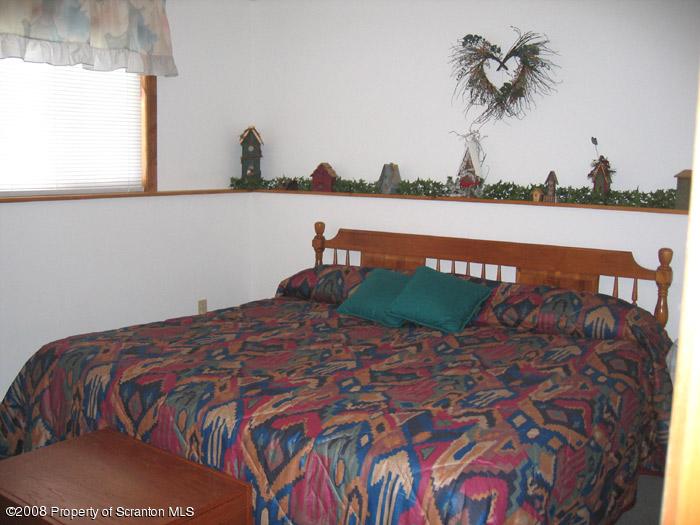 T Stalker Hill Road Thompson, PA 18465 - Photo 6 of 9 Bed 2