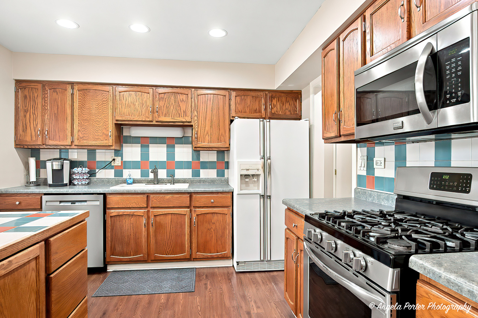 15 Old Mill Grove Road Lake Zurich, IL 60047 - Photo 7 of 29 Gallery Image 7