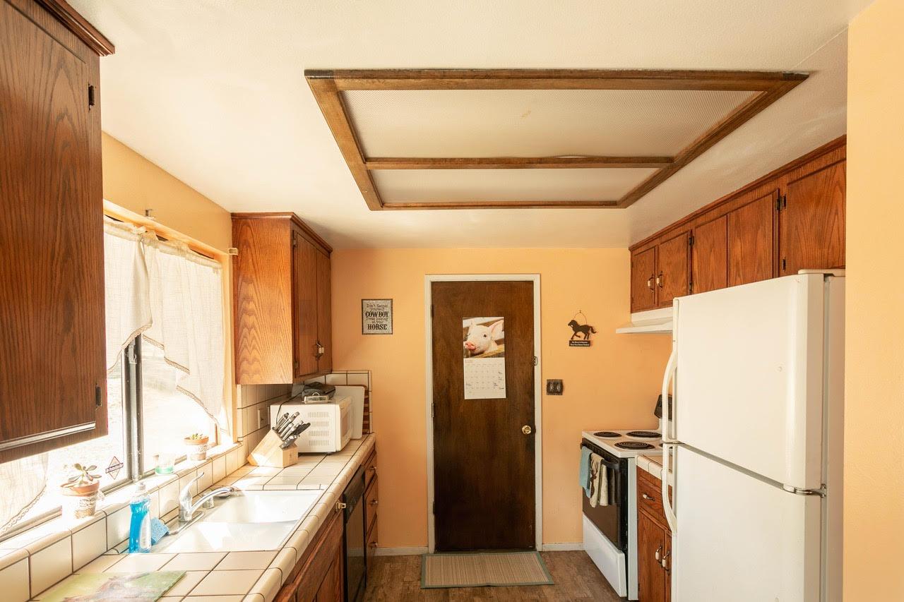 29708 Post Oak Road Tollhouse, CA 93667 - Photo 9 of 16 Gallery Image 9