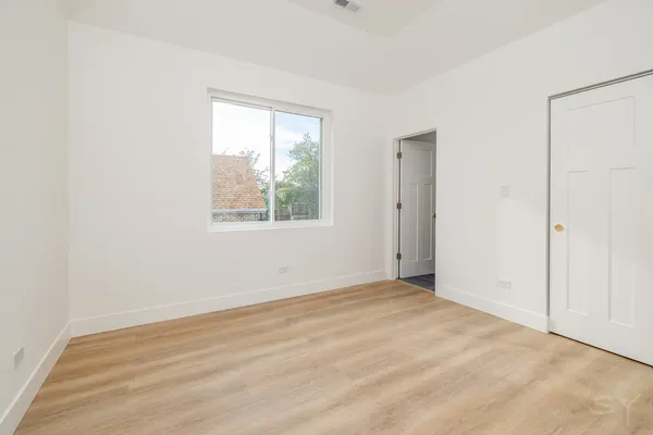 $2,600 | 1245 South Fairfield Avenue, Unit 3, Chicago, IL 60608
