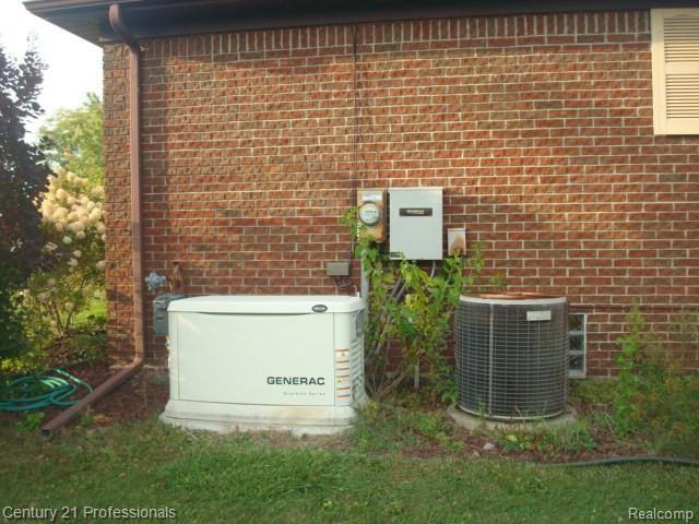 67160 Haven Ridge Road New Haven, MI 48050 - Photo 2 of 35 DSC04223.JPG