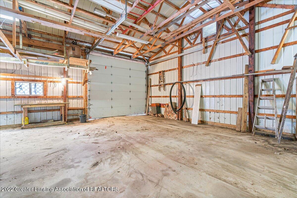 6746 Cole Road Bancroft, MI 48414 - Photo 38 of 57 25-Media Jett-27