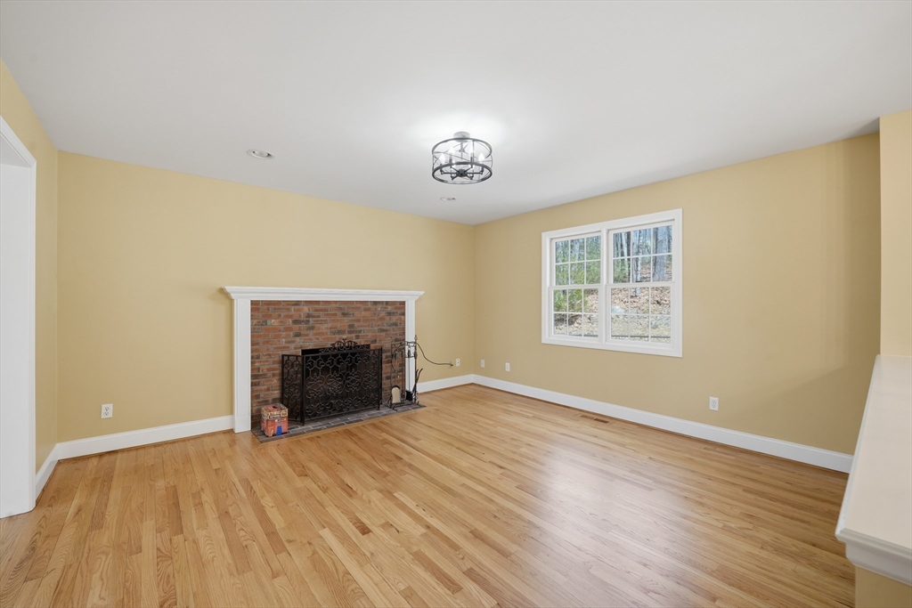 1048 Main Road Granville, MA 01034 - Photo 14 of 41