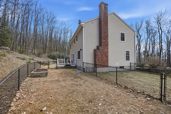 $589,900 | 1048 Main Road, Granville, MA 01034