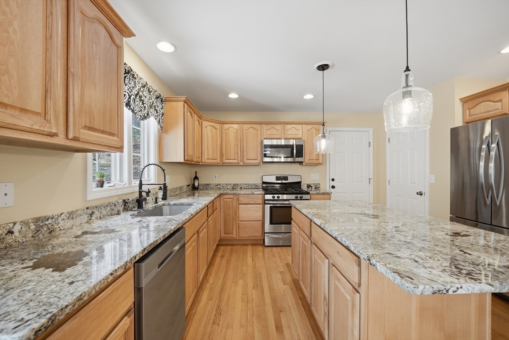 1048 Main Road Granville, MA 01034 - Photo 8 of 41