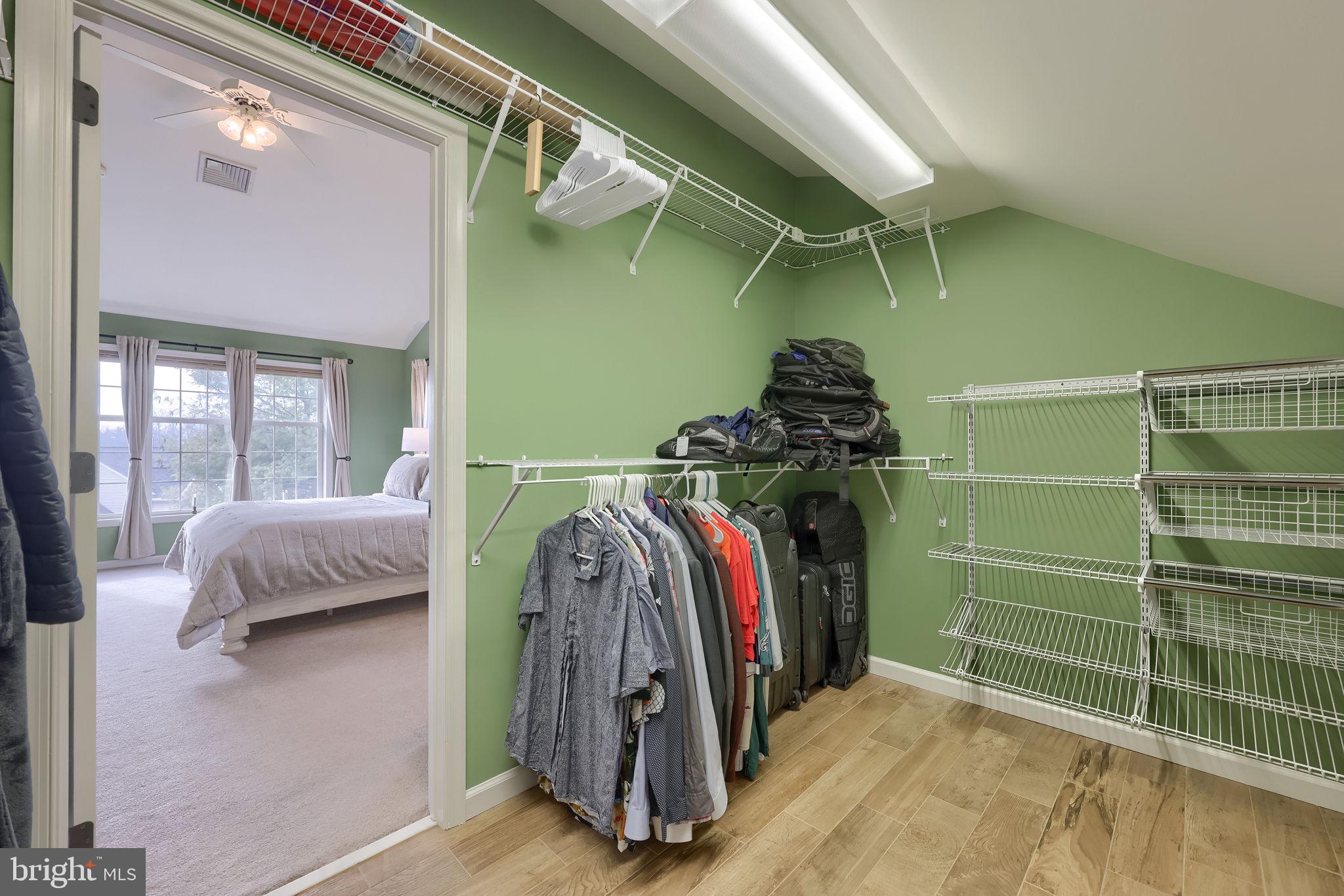 22 Royal Drive Lititz, PA 17543 - Photo 26 of 47 a view of walk in closet