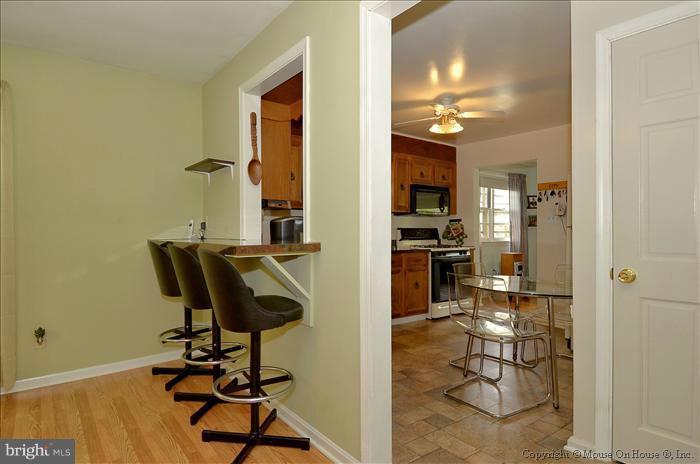 9500 2nd Avenue Silver Spring, MD 20910 - Photo 13 of 14 Kitchen