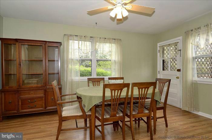 9500 2nd Avenue Silver Spring, MD 20910 - Photo 8 of 14 Dining Room