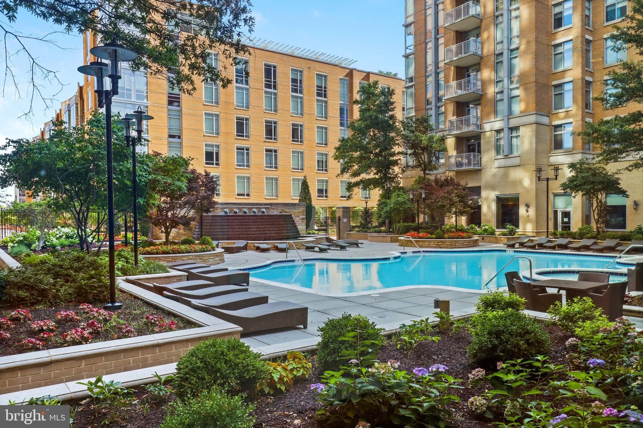 11990 Market Street, Unit 813 Reston, VA 20190 - Photo 37 of 48 front view of a building with street
