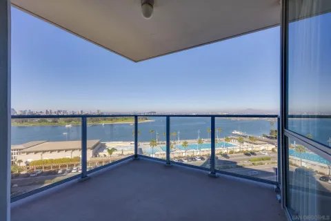 $3,350,000 | 1820 Avenida Del Mundo, Unit 807, Coronado, CA 92118