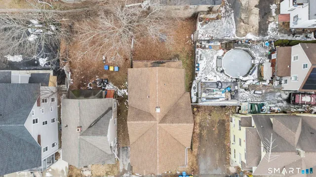 a picture of a city view