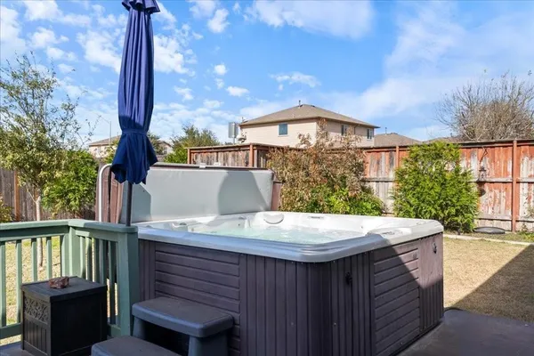 $425,000 | 324 Bloomsbury Drive, Kyle, TX 78640