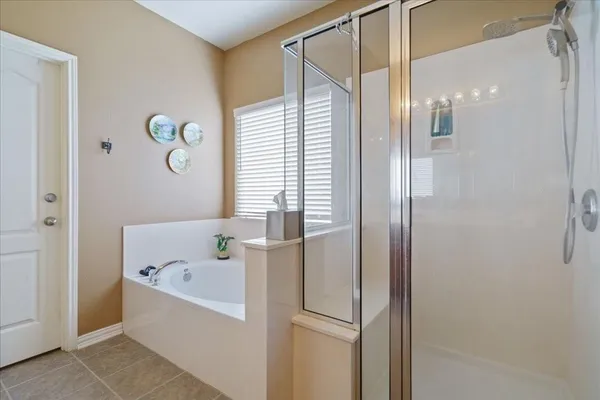 $425,000 | 324 Bloomsbury Drive, Kyle, TX 78640