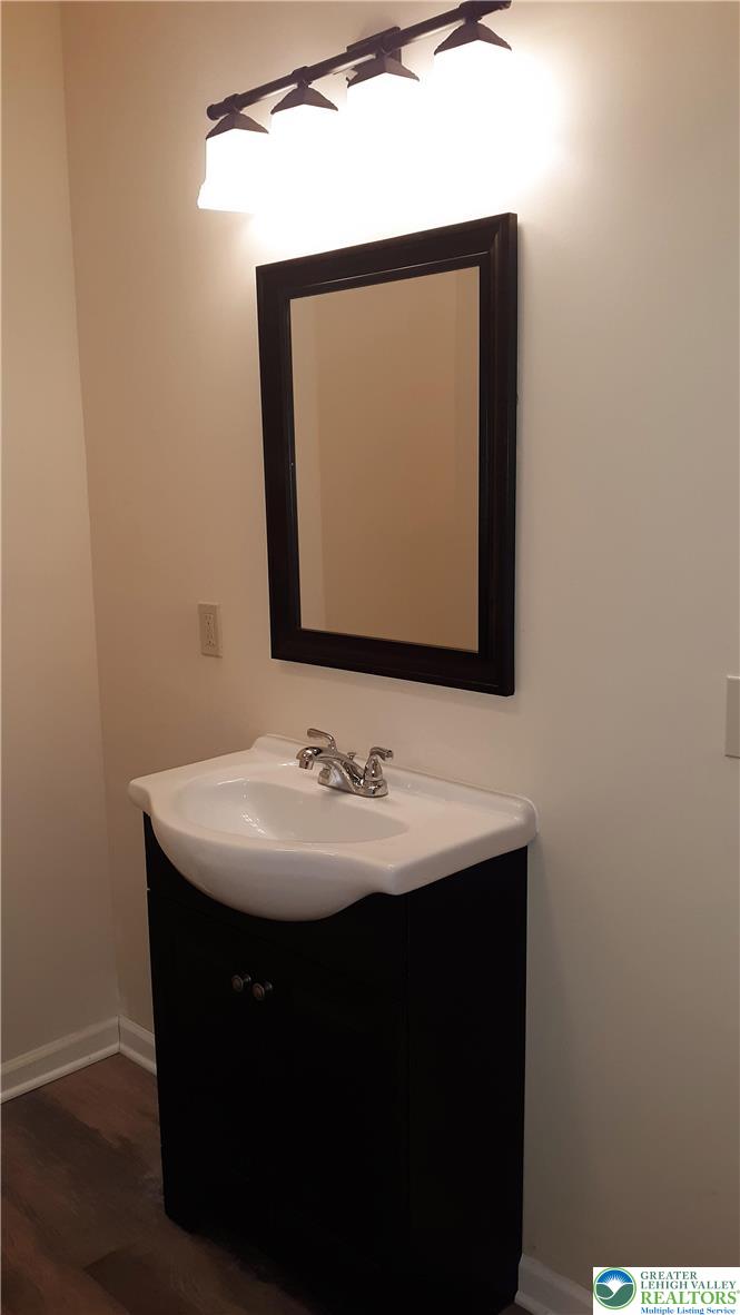 228 West 3rd Street Bethlehem, PA 18015 - Photo 5 of 5