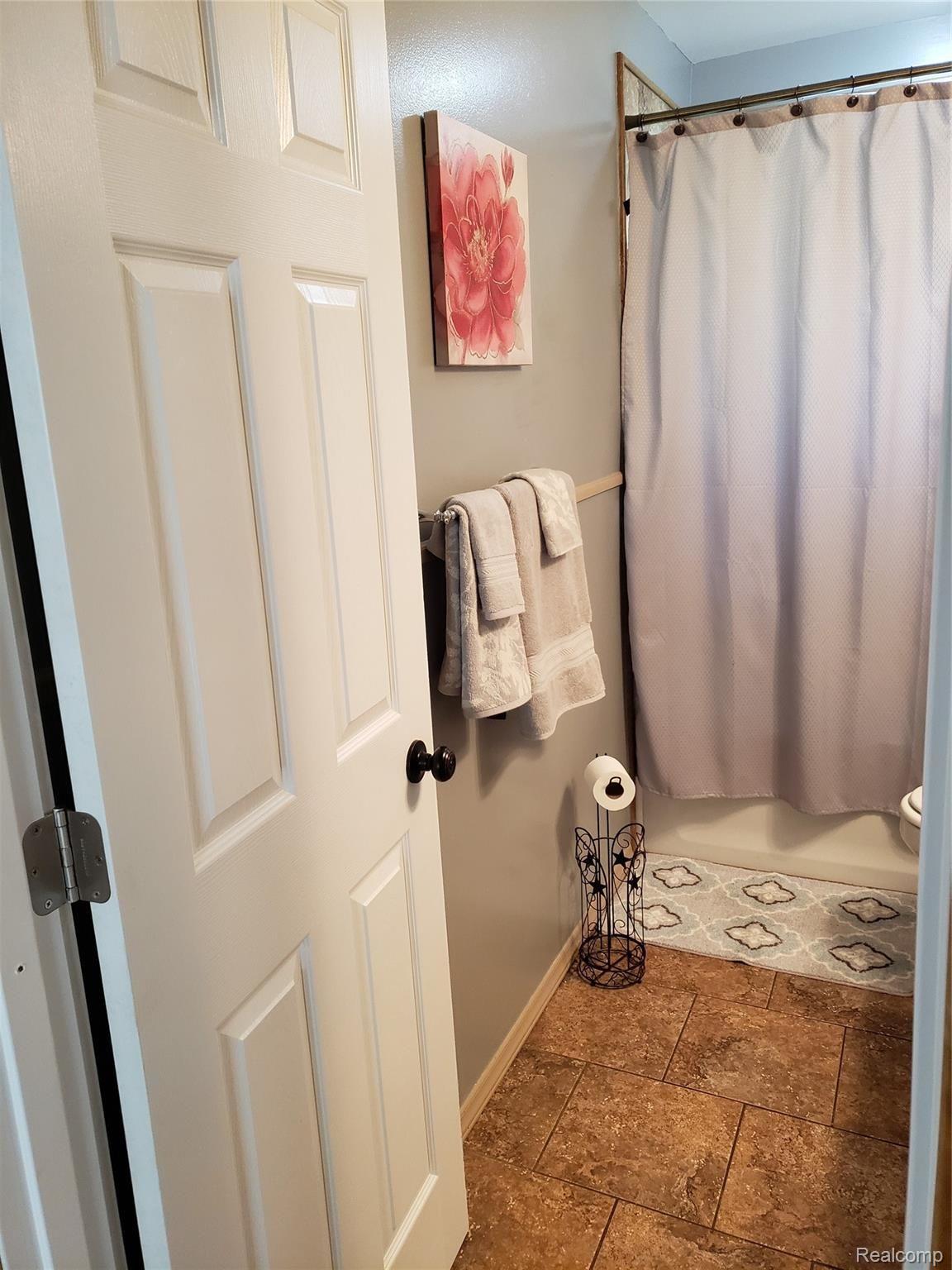 2280 Indian Road Lapeer, MI 48446 - Photo 21 of 35 Cragg11.jpg