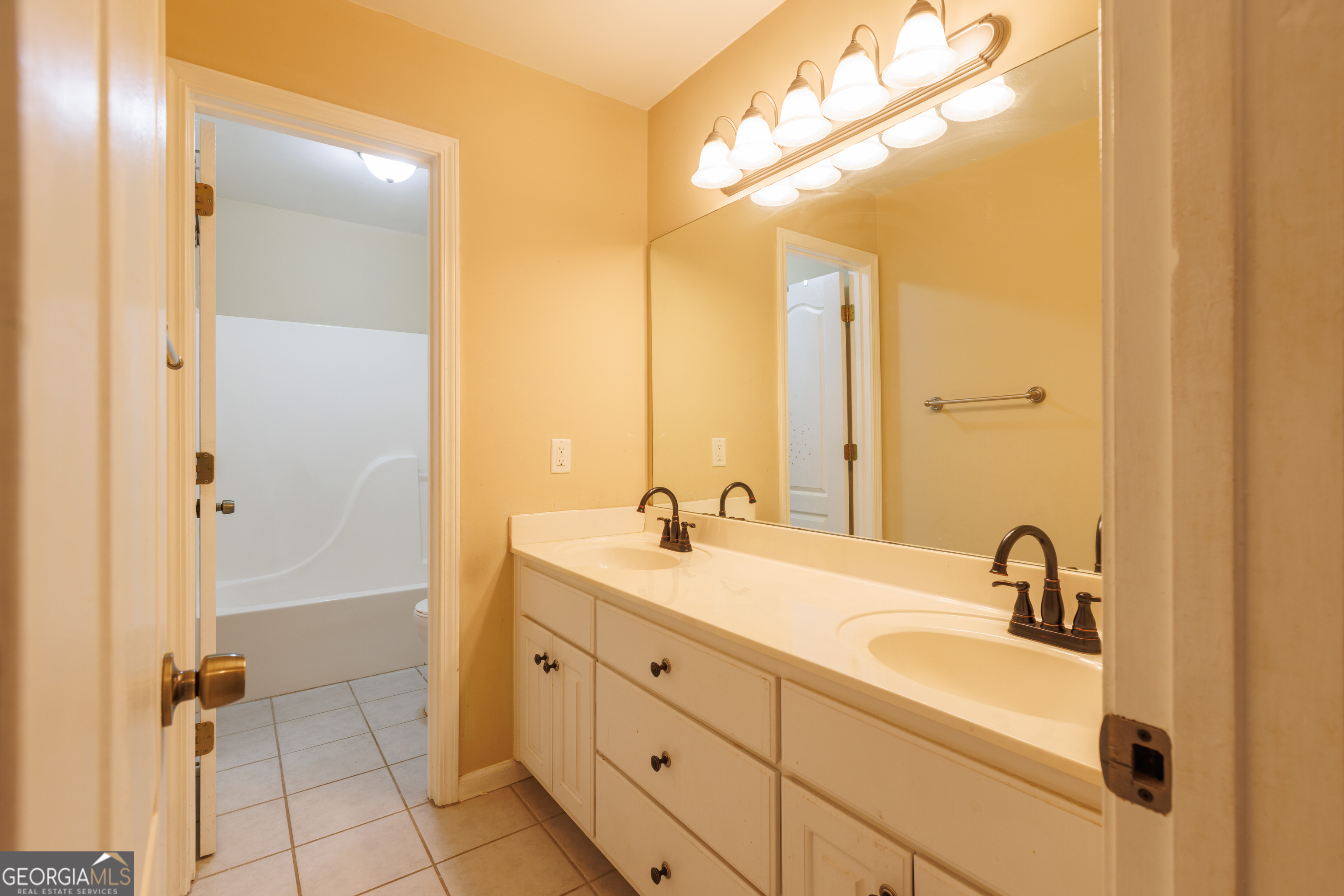 2601 Alexis Way Monroe, GA 30656 - Photo 19 of 48