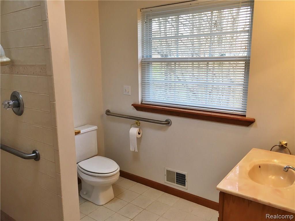 803 North Latson Road Howell, MI 48843 - Photo 10 of 34 Photo Nov 14, 10 08 27 AM.jpg