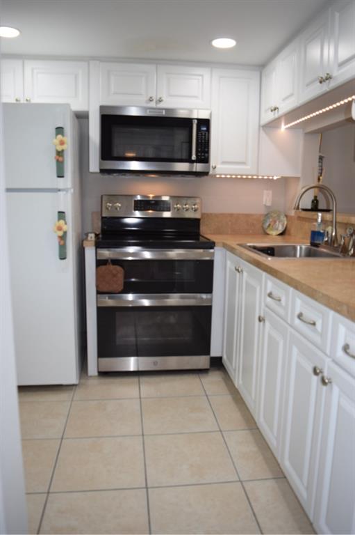 9201 Lime Bay Boulevard, Unit 214 Tamarac, FL 33321 - Photo 5 of 35