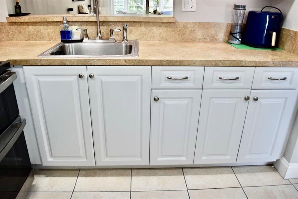 9201 Lime Bay Boulevard, Unit 214 Tamarac, FL 33321 - Photo 7 of 35