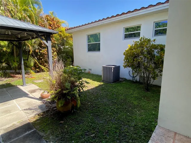 $770,000 | 6331 Southwest 17th Street, West Miami, FL 33155