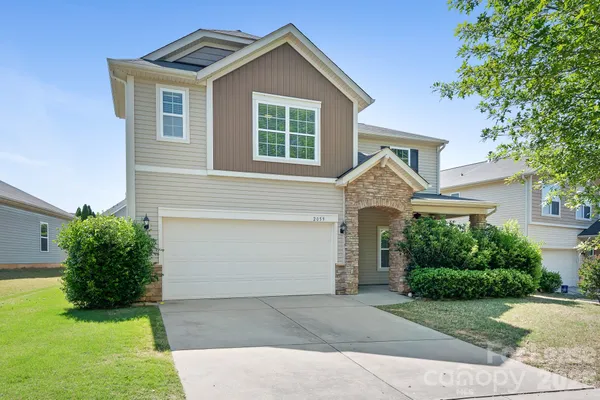 $2,699 | 2059 Blue Iris Drive, Matthews, NC 28104