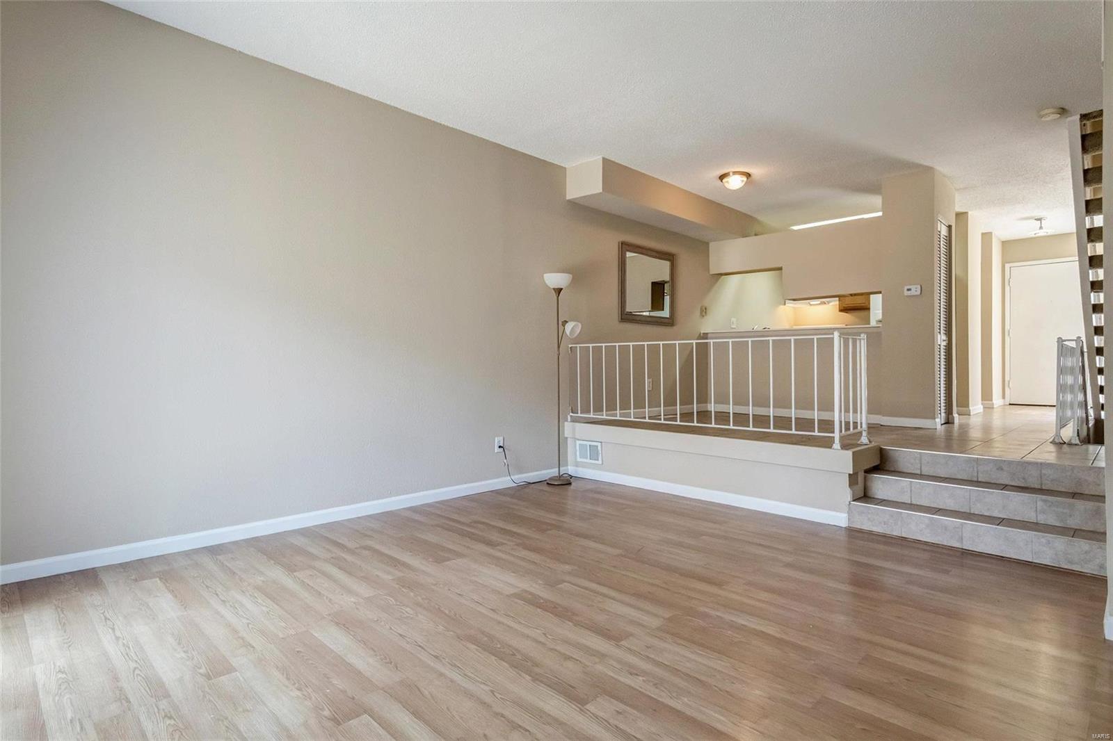 1210 Wicklow Road, Unit F Ballwin, MO 63021 - Photo 11 of 25 Gallery Image 11