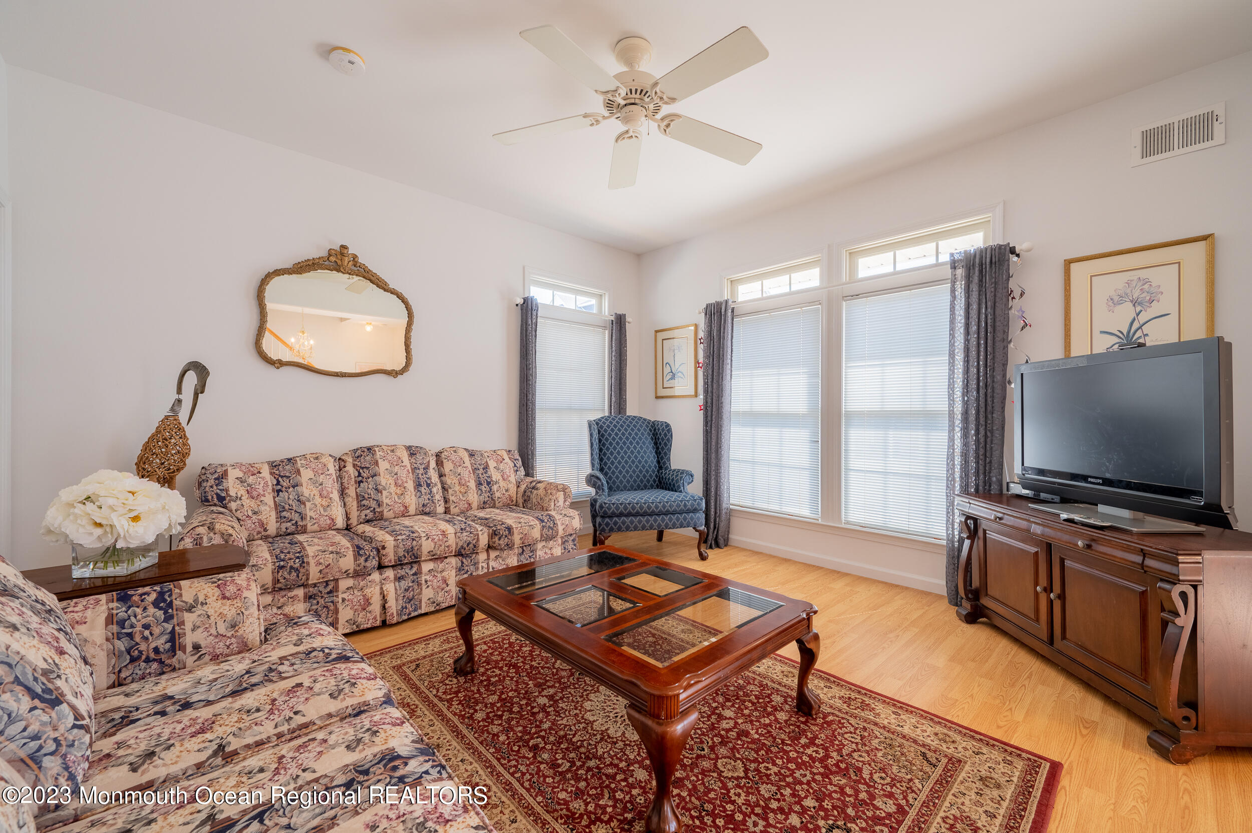 10 Colony Road Seaside Heights, NJ 08751 - Photo 17 of 41 Living 2