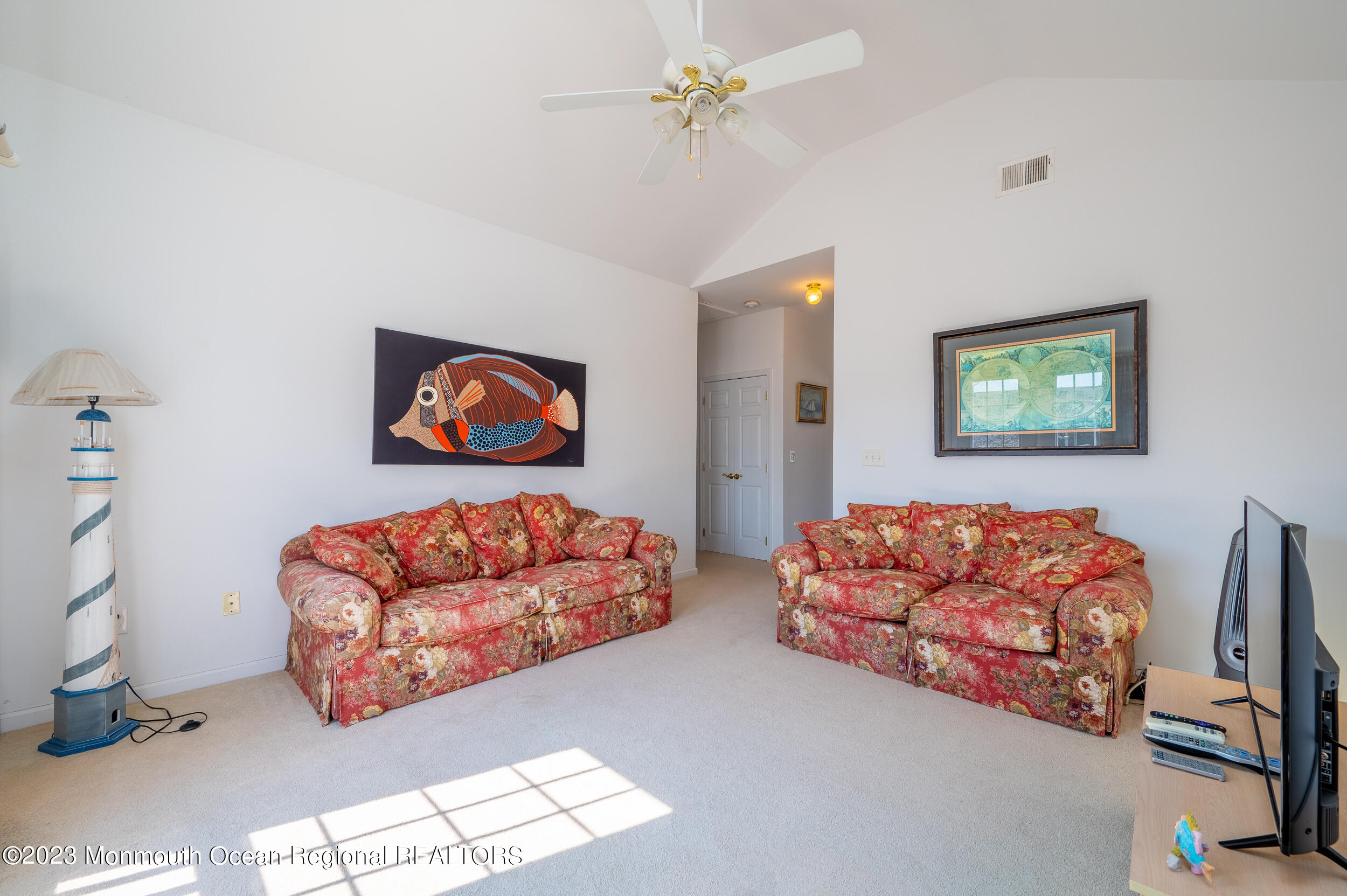 10 Colony Road Seaside Heights, NJ 08751 - Photo 23 of 41 2nd Flr Living 2