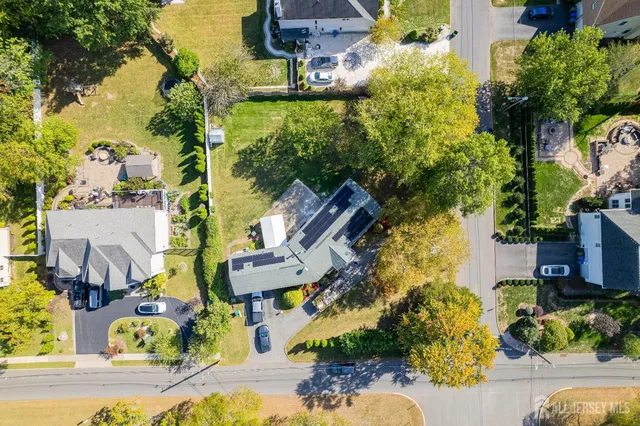 $1,299,000 | 8 Stephenville Parkway, Edison, NJ 08820