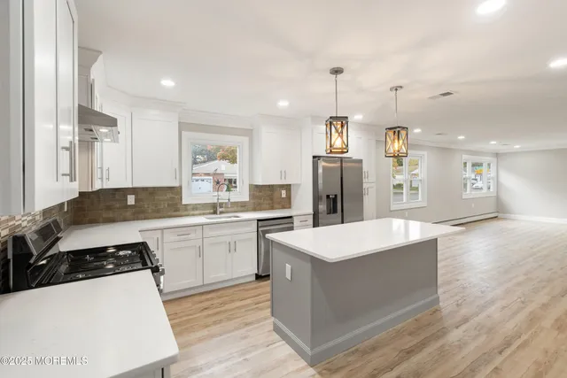 $424,900 | 2 Panama Court, Toms River, NJ 08757