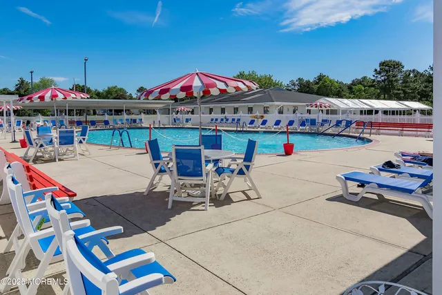 $424,900 | 2 Panama Court, Toms River, NJ 08757