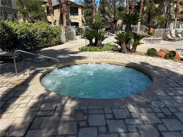 $1,700 | 1725 Queen Victoria Street, Unit 204, Las Vegas, NV 89144