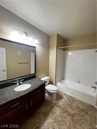 $1,700 | 1725 Queen Victoria Street, Unit 204, Las Vegas, NV 89144