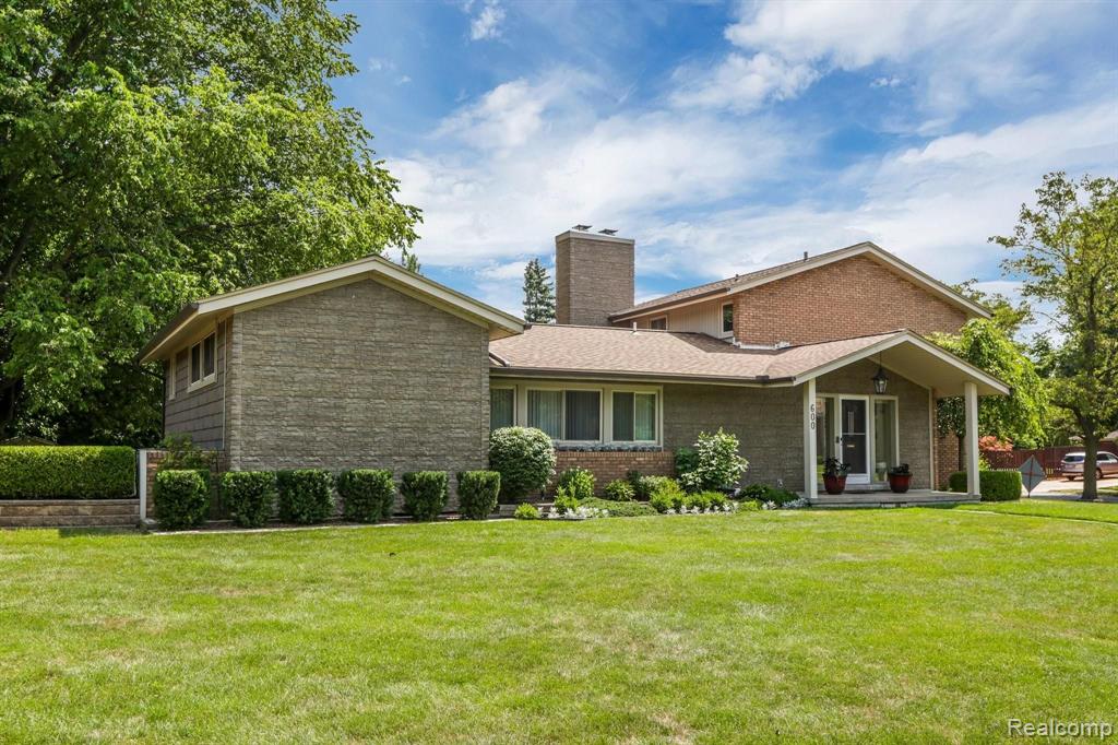 600 Middlesex Road Grosse Pointe Park, MI 48230 - Photo 5 of 44