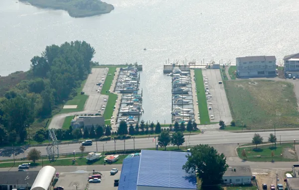 $95,000 | 910 West Savidge Street, Unit 46, Spring Lake, MI 49456