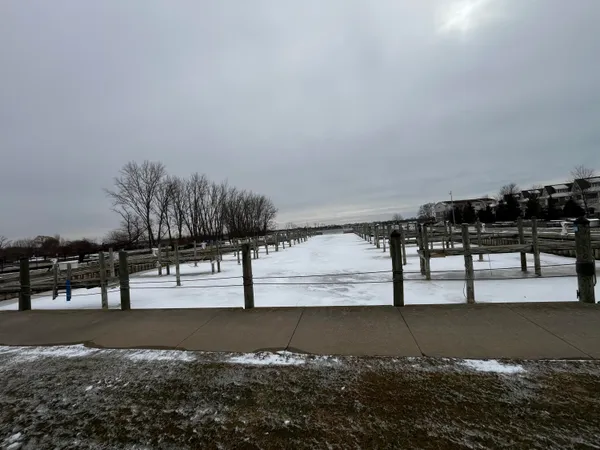 $95,000 | 910 West Savidge Street, Unit 46, Spring Lake, MI 49456