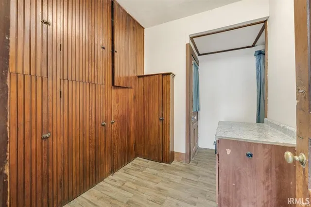 $189,900 | 301 East Mitchell Street, Kendallville, IN 46755