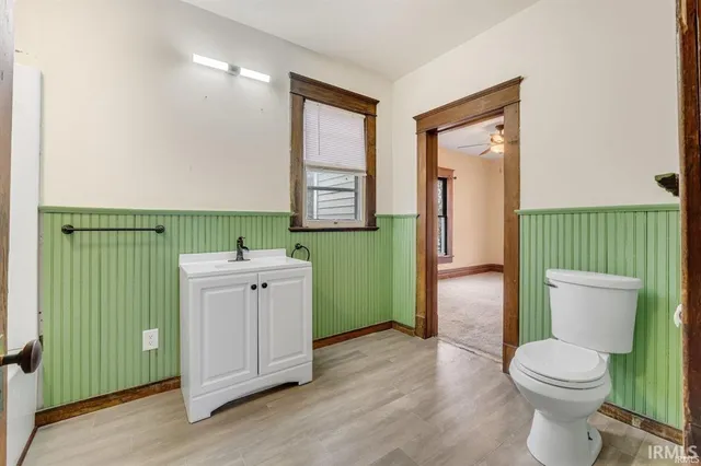 $189,900 | 301 East Mitchell Street, Kendallville, IN 46755