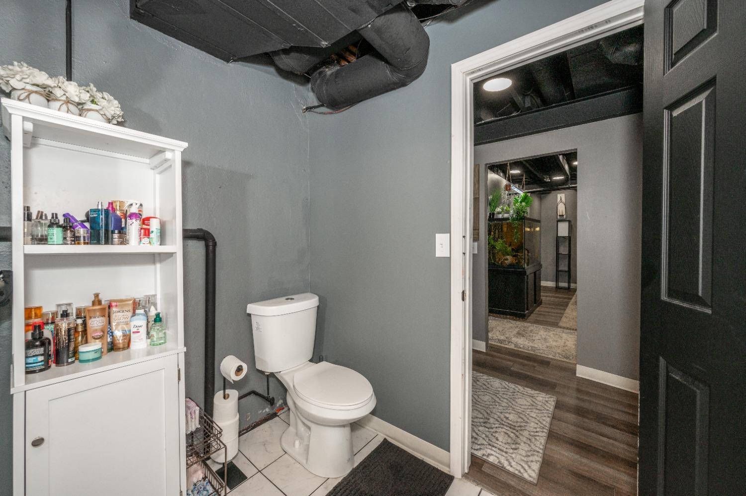 703 Anderson Ferry Road Cincinnati, OH 45238 - Photo 29 of 37