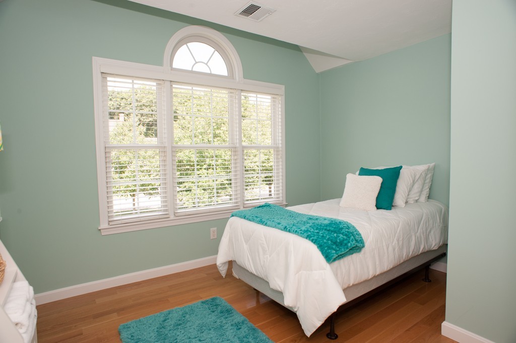 530 Marston Road Northbridge, MA 01588 - Photo 17 of 30