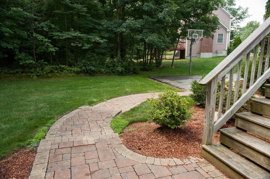 530 Marston Road Northbridge, MA 01588 - Photo 26 of 30