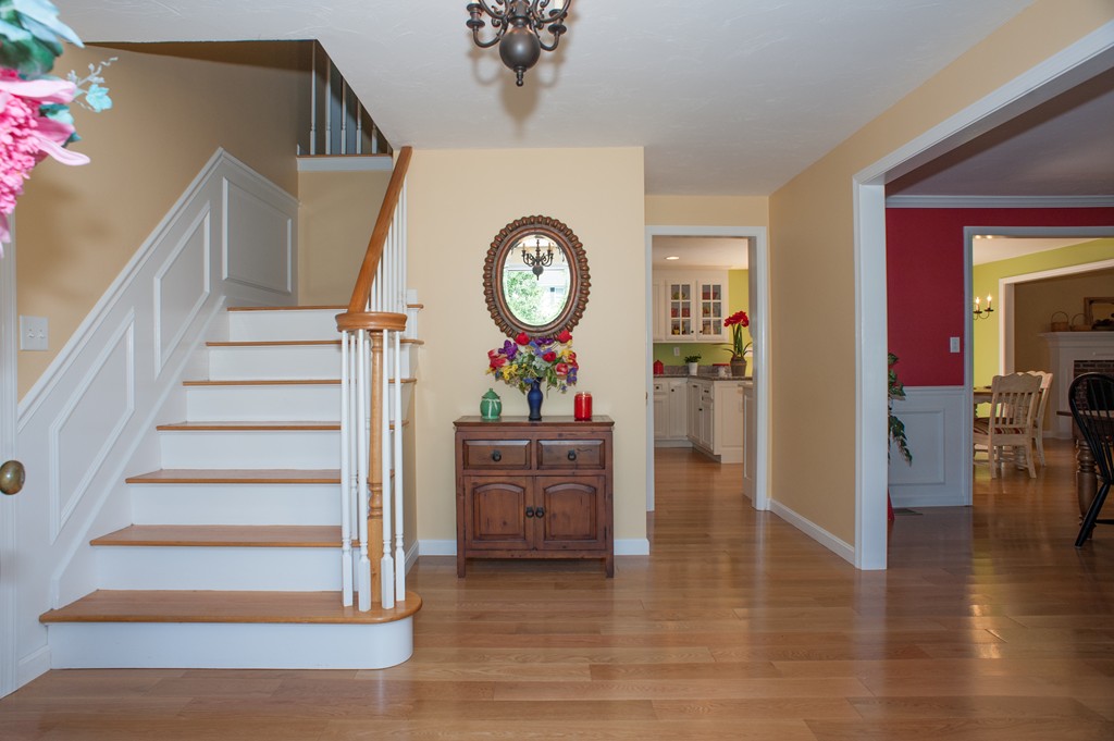 530 Marston Road Northbridge, MA 01588 - Photo 4 of 30