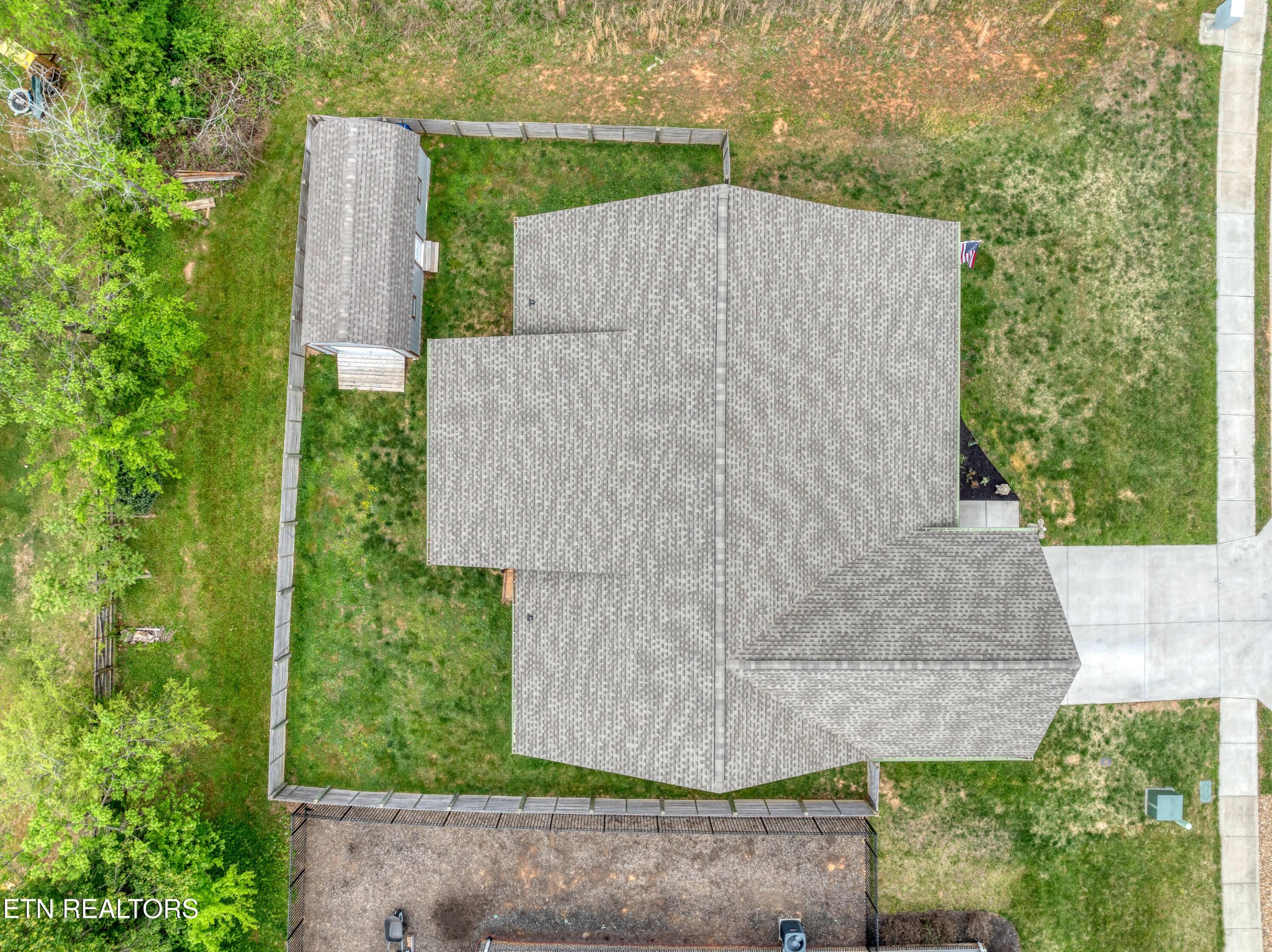 1508 Roxy Lane Maryville, TN 37803 - Photo 6 of 46 Gallery Image 6
