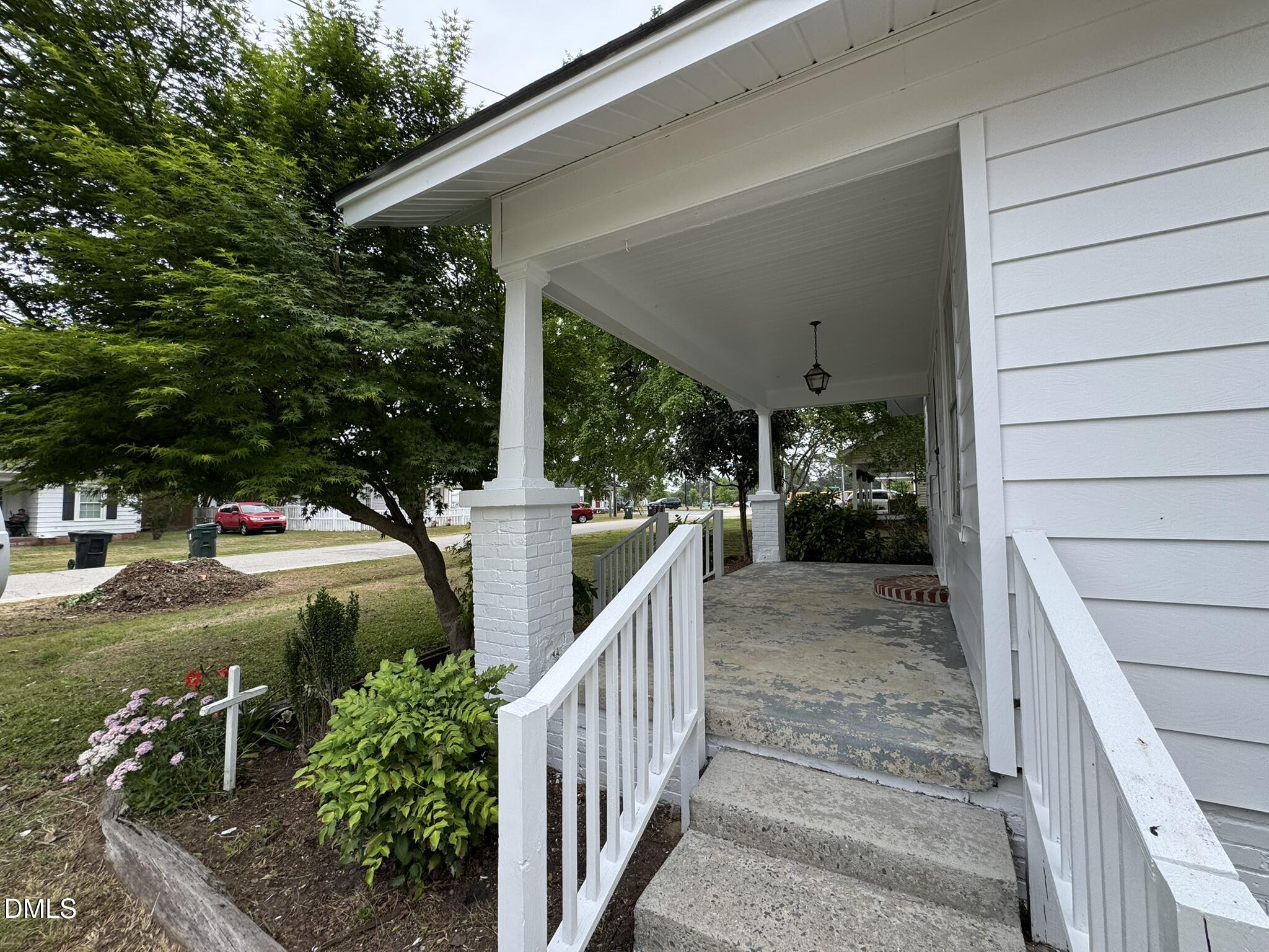 307 East F Street Erwin, NC 28339 - Photo 14 of 27 13