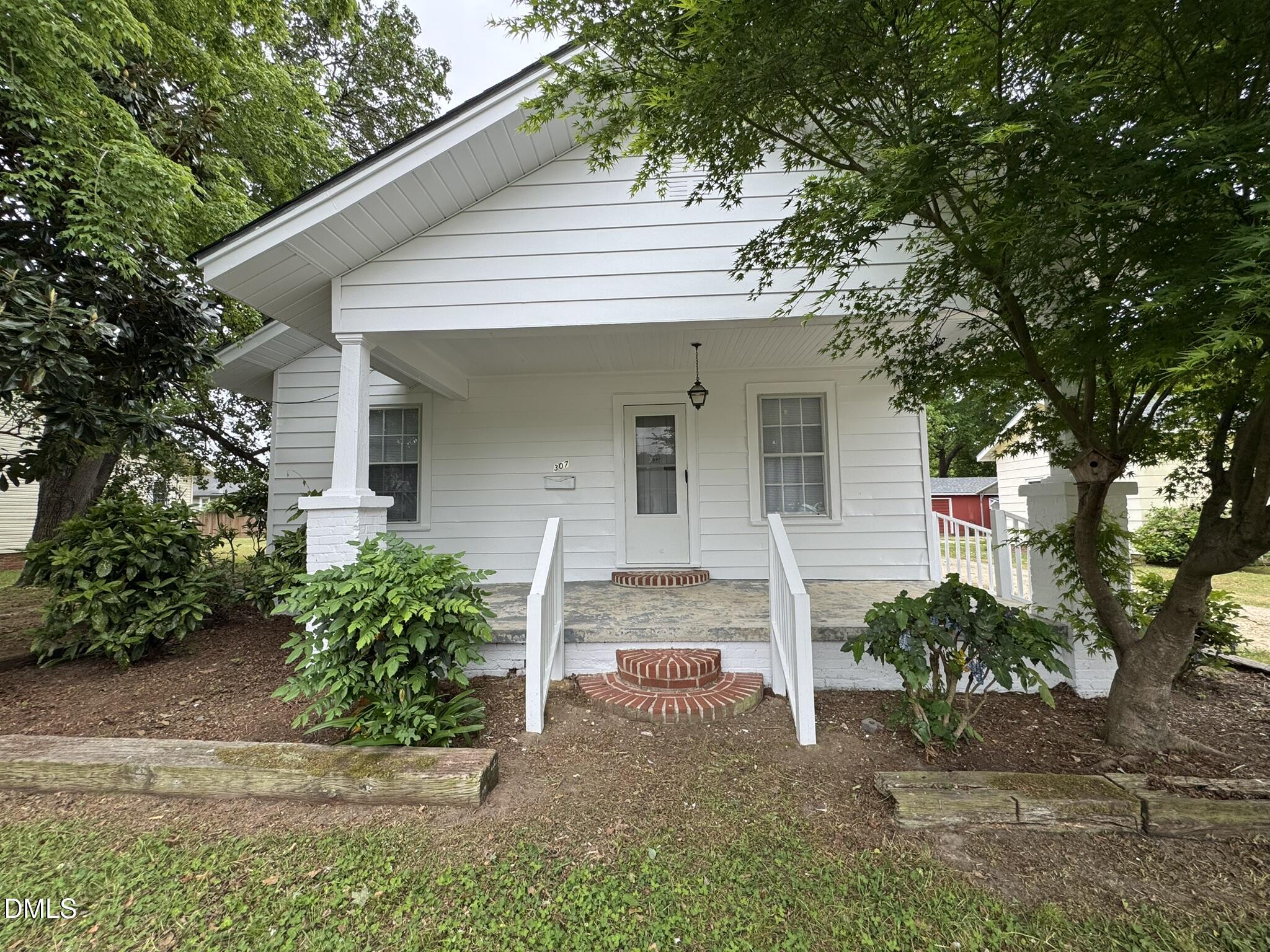 307 East F Street Erwin, NC 28339 - Photo 2 of 27 2