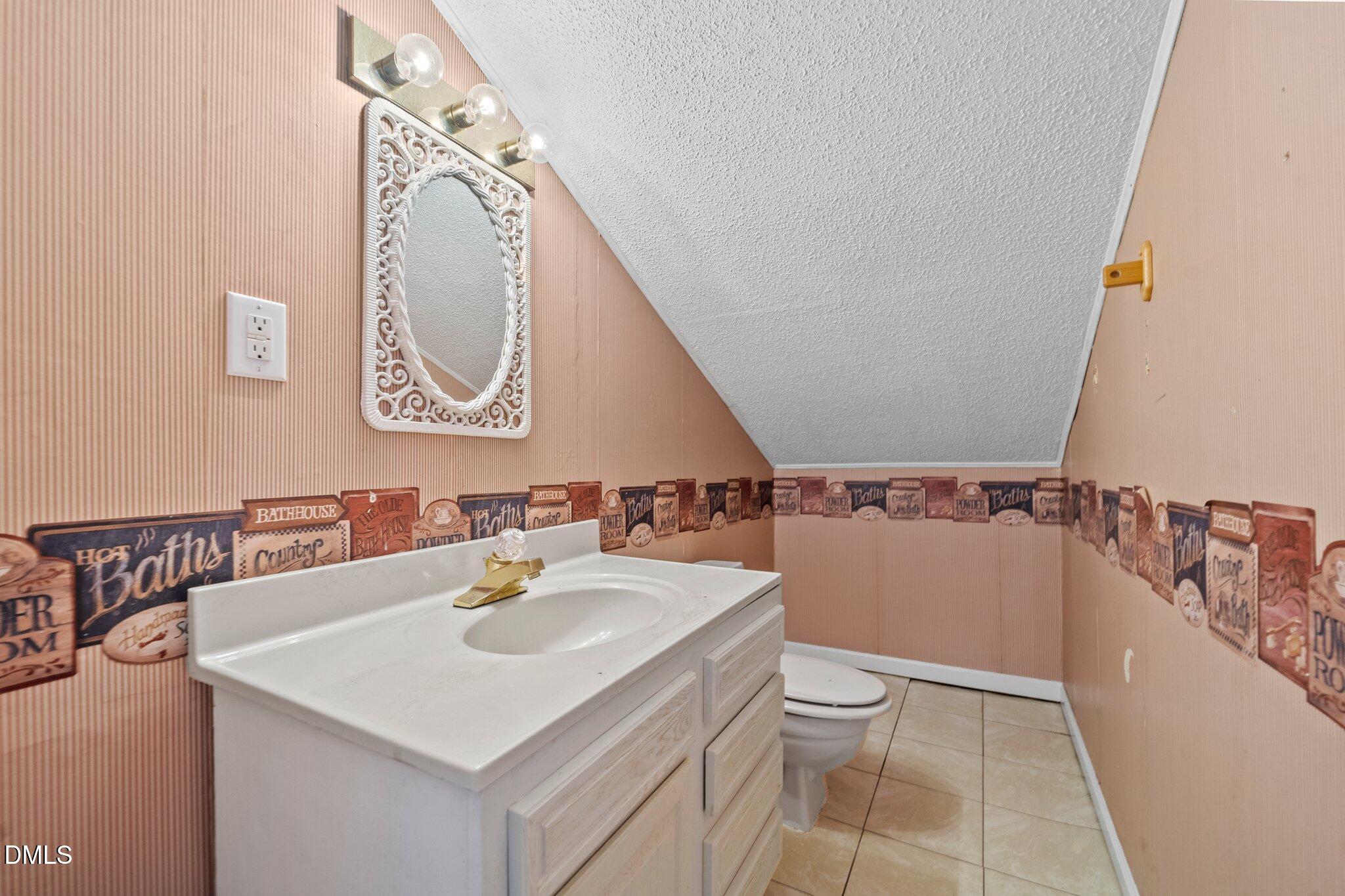 307 East F Street Erwin, NC 28339 - Photo 8 of 27 8
