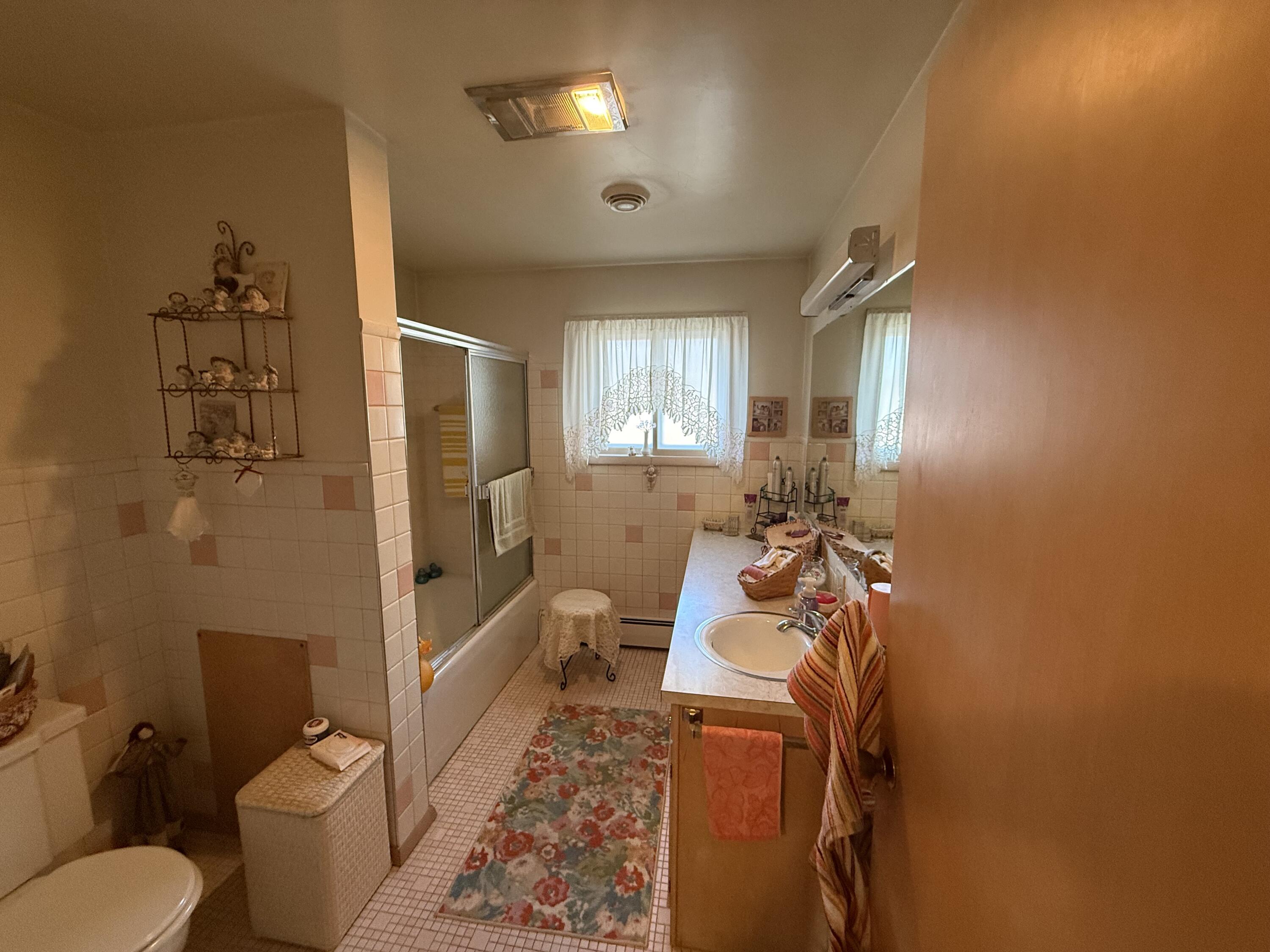 819 24th Street Two Rivers, WI 54241 - Photo 14 of 19 IMG_5416