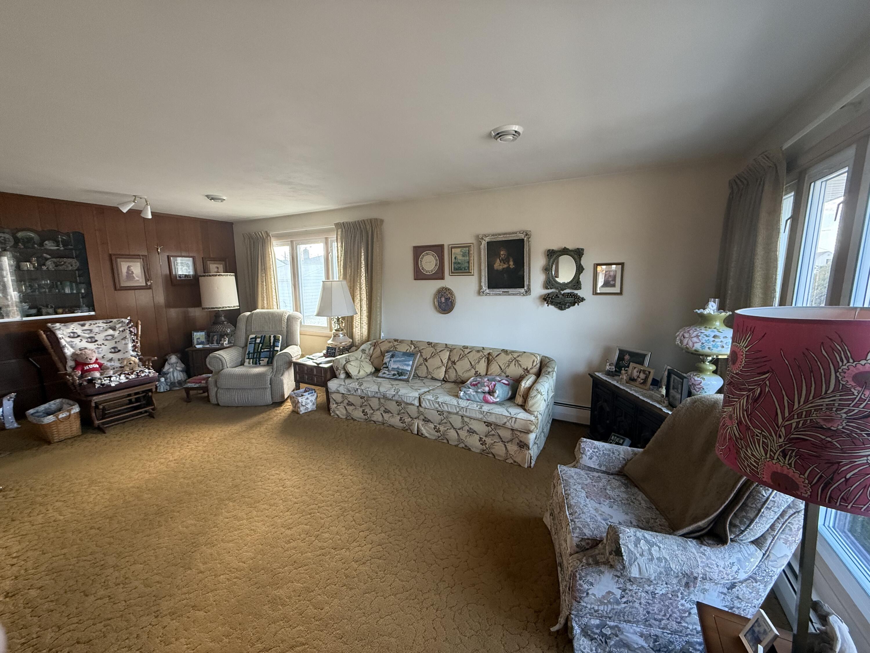 819 24th Street Two Rivers, WI 54241 - Photo 6 of 19 IMG_5424